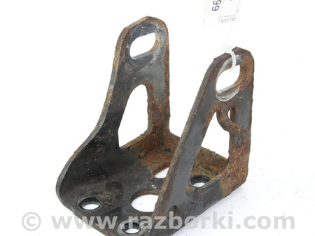 ФОТО Кронштейн подушки двигателя передний для Toyota Prius III XW30 (09-15) Київ