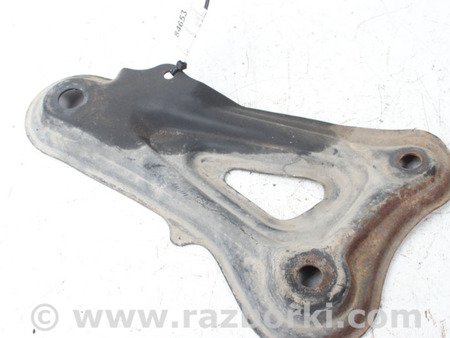 ФОТО Кронштейн передней балки левый для Toyota Prius III XW30 (09-15) Київ