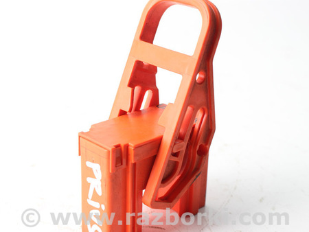 ФОТО Предохранитель батареи для Toyota Prius III XW30 (09-15) Київ
