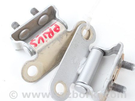 ФОТО Двери и крышки багажника для Toyota Prius IV XW50 (15-22) Київ