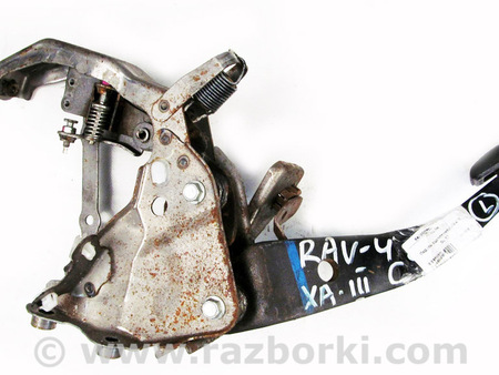 ФОТО Педаль сцепления для Toyota RAV-4 III CA30W/XA30 (05-16) Київ