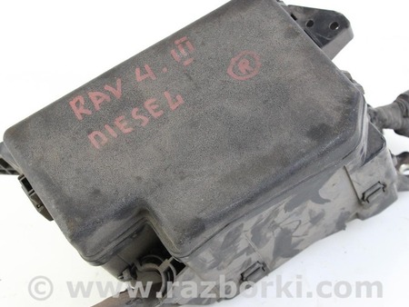 ФОТО Блок предохранителей двигателя для Toyota RAV-4 III CA30W/XA30 (05-16) Київ