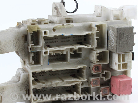 ФОТО Блок предохранителей сервис для Toyota RAV-4 III CA30W/XA30 (05-16) Київ