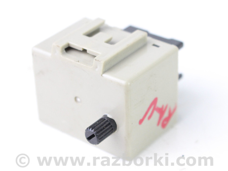 ФОТО Реле поворотов для Toyota RAV-4 III CA30W/XA30 (05-16) Київ