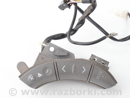 ФОТО Кнопки управления на руль для Toyota Sienna (03-10) Київ