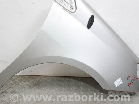 ФОТО Крыло переднее правое для Toyota Sienna (03-10) Київ