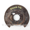 Щиток заднего тормозного диска правый Toyota Sienna (03-10)
