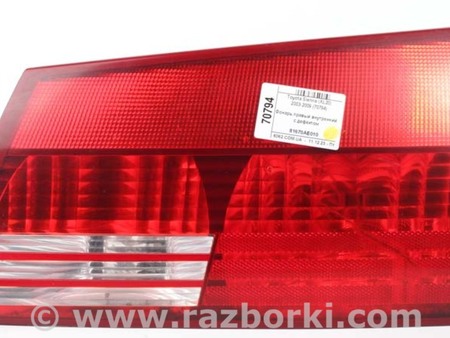 ФОТО Фонарь правый внутренний дефект для Toyota Sienna (03-10) Київ