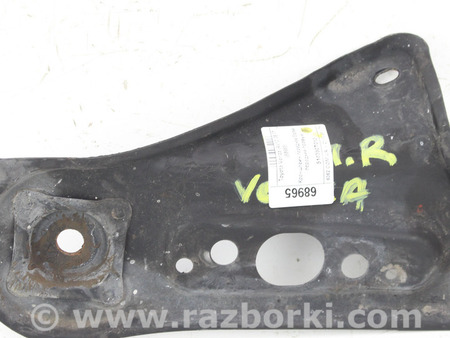 ФОТО Кронштейн передней балки передний правый для Toyota Venza Київ