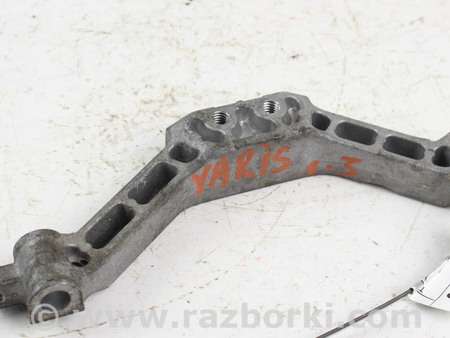 ФОТО Кронштейн топливной рампы для Toyota Yaris (05-11) Київ