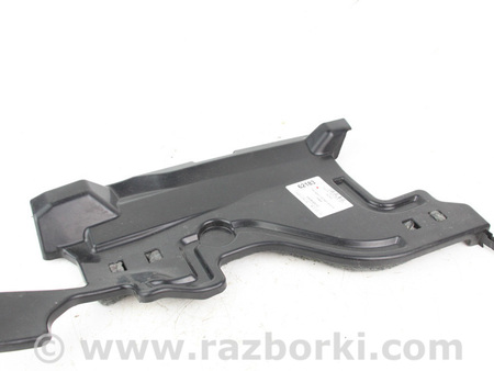 ФОТО Накладка торпедо в ноги водителя для Toyota Yaris (05-11) Київ