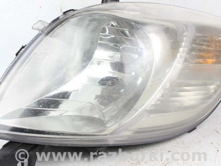 ФОТО Фара правая хэтчбек для Toyota Yaris (05-11) Київ