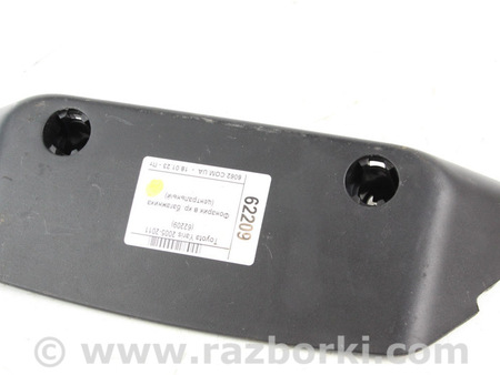 ФОТО Фонарик в кр. багажника (центральный) для Toyota Yaris (05-11) Київ