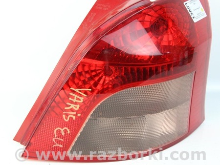 ФОТО Фонарь правый для Toyota Yaris (05-11) Київ