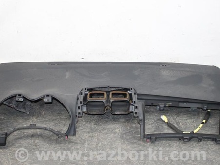 ФОТО Торпедо с подушкой для Toyota Yaris (05-11) Київ