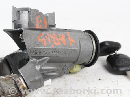ФОТО Замок зажигания для Toyota Yaris (05-11) Київ