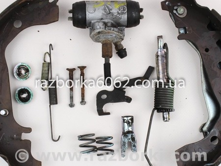 ФОТО Механизм тормозной левый под барабан для Toyota Yaris (05-11) Київ