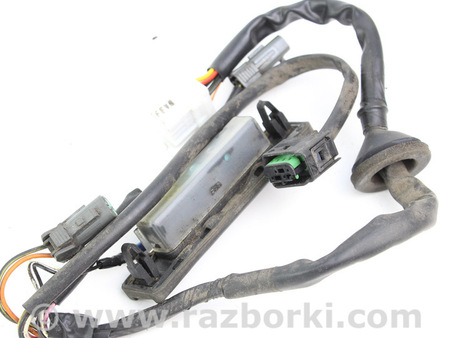ФОТО Кнопка кр.багажника для Hyundai ix35 I LM/EL Tucson (10-17) Київ