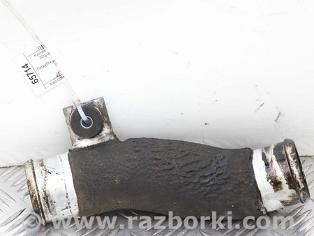 ФОТО Патрубок интеркулера низ 2-й для Hyundai ix35 I LM/EL Tucson (10-17) Київ