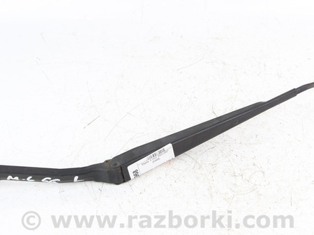 ФОТО Держатель дворника левый для Mazda 6 GG/GY (2002-2008) Київ