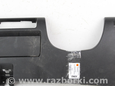 ФОТО Накладка торпедо в ноги водителя для Mazda 6 GG/GY (2002-2008) Київ