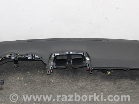 ФОТО Торпедо с подушкой для Toyota Corolla E140/E150 (11.2006-08.2013) Київ