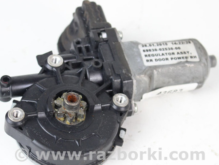 ФОТО Моторчик стеклоподъёмника задний правый для Toyota Corolla E16/E17 (2012-2018) Київ