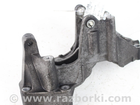 ФОТО Кронштейн насоса ГУР для Mitsubishi Outlander XL CW (05-12) Київ