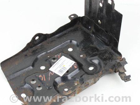 ФОТО Кронштейн полки АКБ для Nissan Almera N16 (00-06) Київ