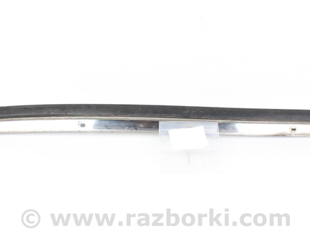 ФОТО Молдинг стекла лобового правый для Nissan Almera N16 (00-06) Київ