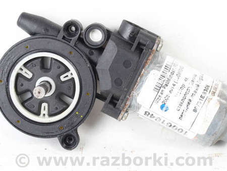 ФОТО Моторчик стеклоподъёмника передний левый для Nissan Pathfinder R51 (05-14) Київ