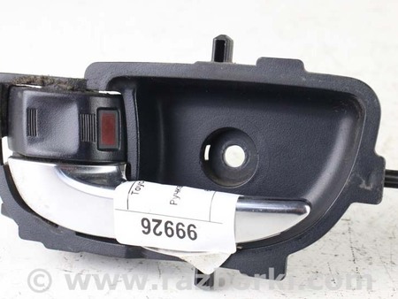 ФОТО Ручка двери внутр левая для Toyota Auris E180 (12-18) Київ