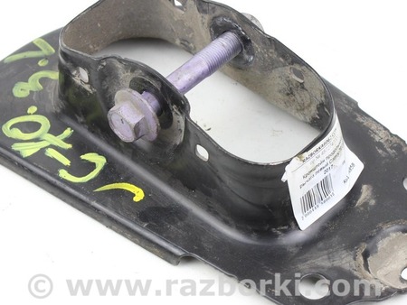 ФОТО Кронштейн продольного рычага для Toyota Camry 70 XV70 (17-23) Київ