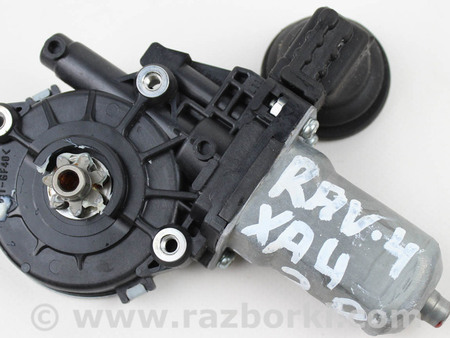 ФОТО Моторчик стеклоподъёмника задний правый для Toyota RAV-4 IV (XA40) (12-18) Київ