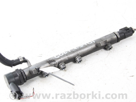 ФОТО Рампа топливная в сборе с датчиком для Mitsubishi Colt VI Z30 (02-12) Київ