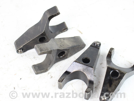ФОТО Кронштейн форсунки комплект для Toyota RAV-4 III CA30W/XA30 (05-16) Київ