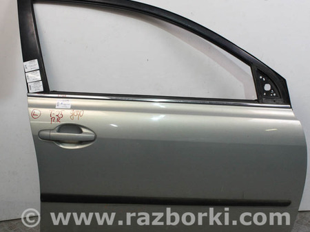 ФОТО Дверь передняя правая дефект для Toyota Avensis (все года выпуска) Київ