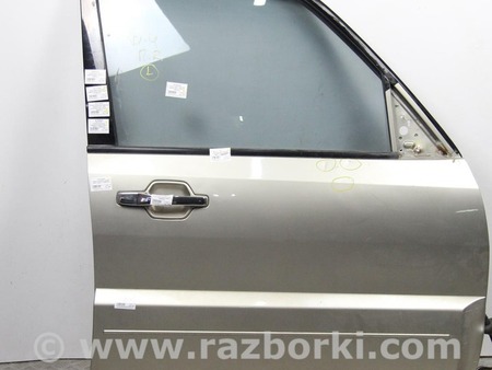 ФОТО Дверь передняя правая дефект для Mitsubishi Pajero Wagon IV (06-21) Київ