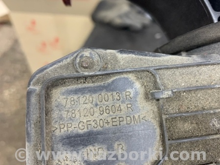 ФОТО Лючок топливного бака для Renault Megane 3 (08-16) Київ