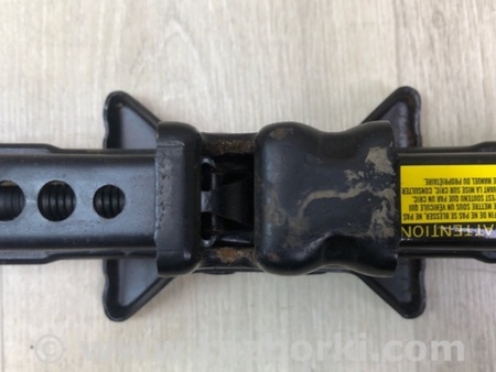 ФОТО Домкрат для Toyota Camry 40 XV40 (06-11) Київ