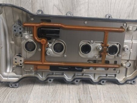 ФОТО Кришка клапанна для Toyota Camry 50 XV55 (14-18)  Київ