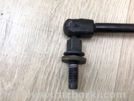 ФОТО Амортизатор кришки багажника для Chrysler Pacifica II RU (16-21) Київ