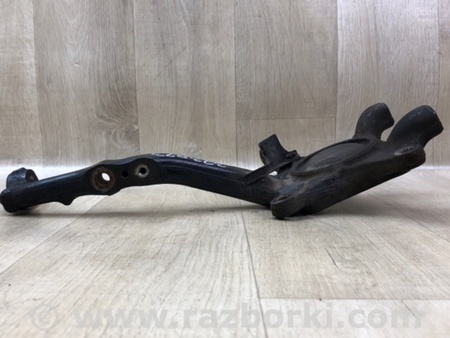 ФОТО Кулак поворотний для Toyota 4Runner N250+ (00-20) Київ