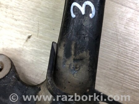 ФОТО Кулак поворотний для Toyota 4Runner N250+ (00-20) Київ