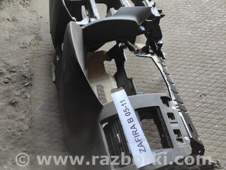 ФОТО Панель салона (торпеда) для Opel Zafira Львів