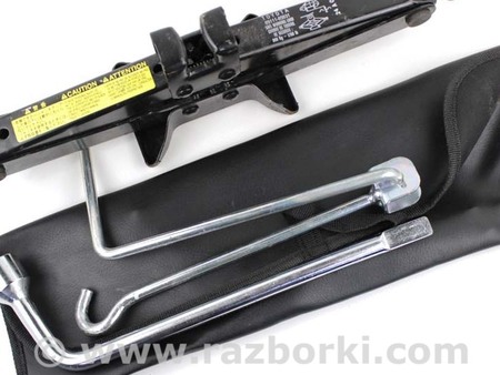 ФОТО Домкрат комплект для Toyota Auris E150 (06-12) Київ