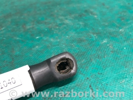 ФОТО Амортизатор капоту для BMW i3 I01 (13-22) Київ