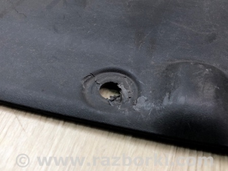 ФОТО Накладка замка капота для Chrysler Pacifica II RU (16-21) Київ