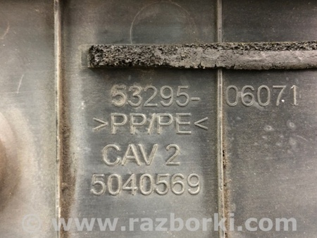 ФОТО Накладка замка капота для Toyota Camry 50 XV50 (11-14) Київ