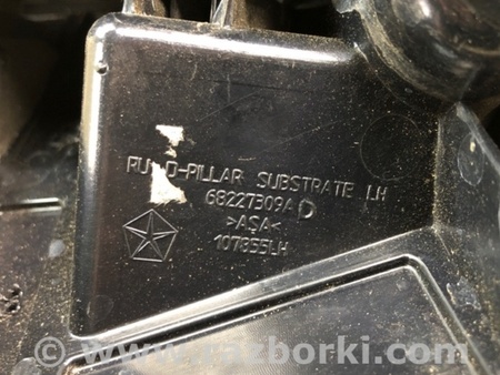 ФОТО Молдинг на крило для Chrysler Pacifica II RU (16-21) Київ